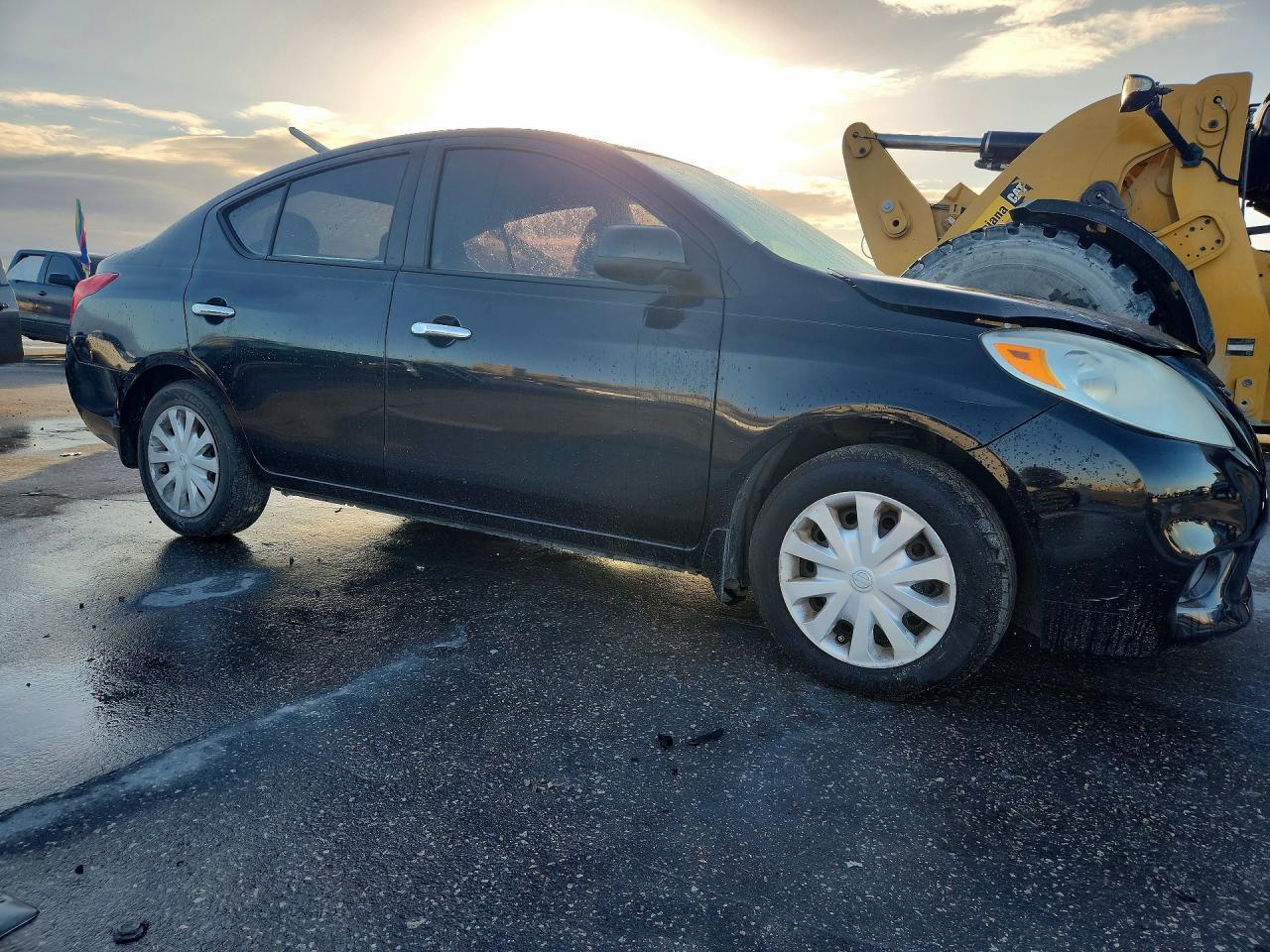 2012 NISSAN VERSA