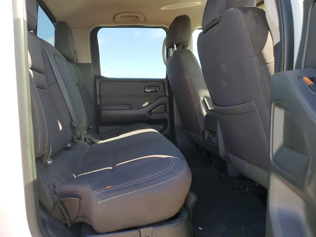 2023 NISSAN Frontier
