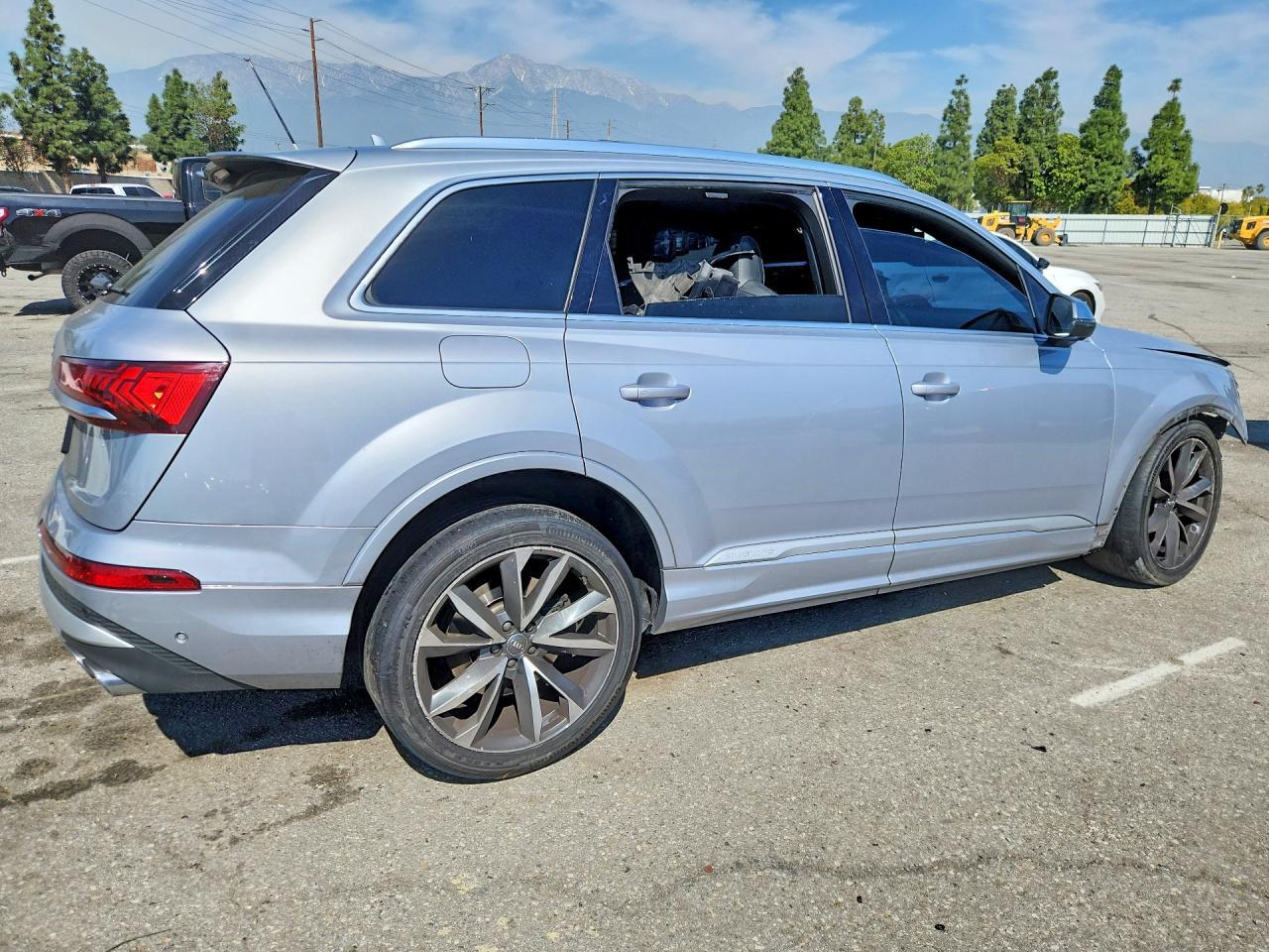 2020 AUDI SQ7