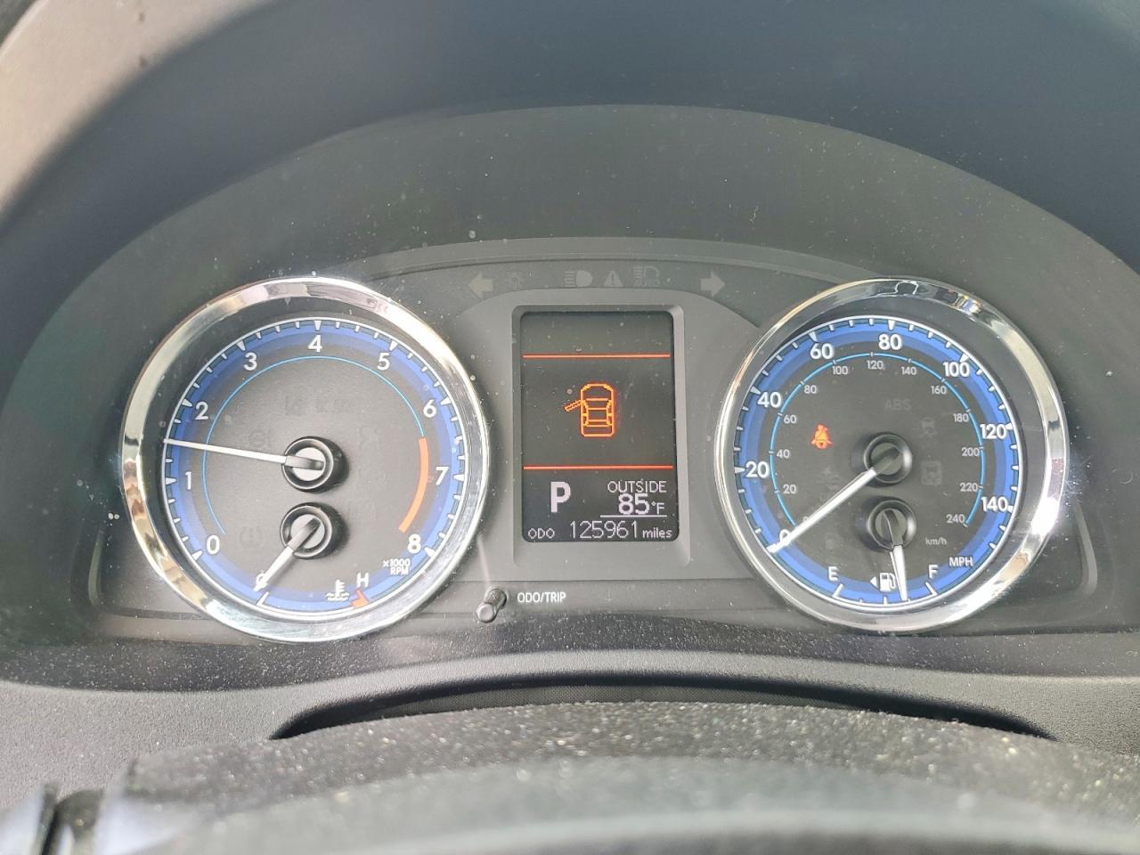 2018 TOYOTA COROLLA