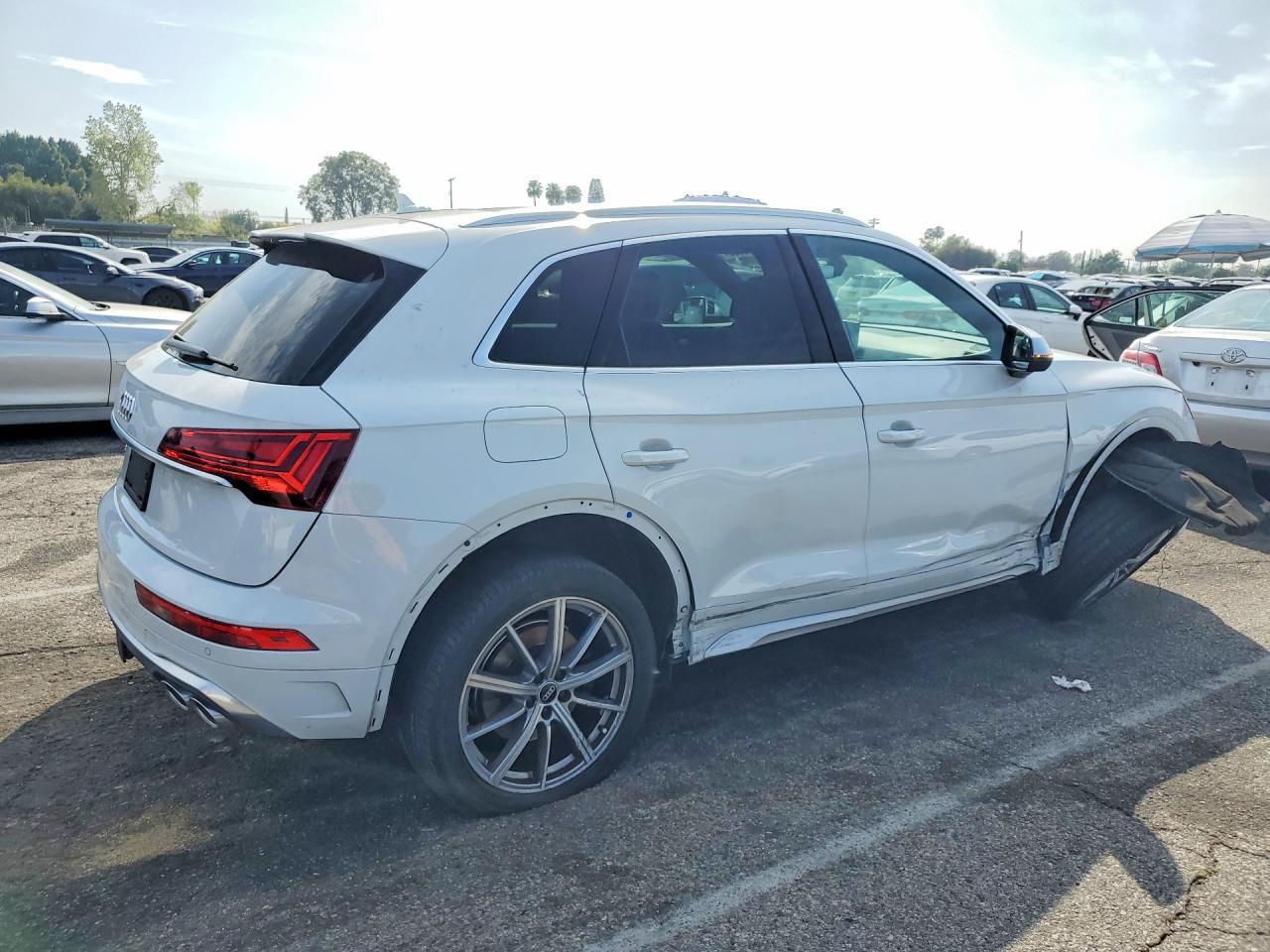 2022 AUDI SQ5