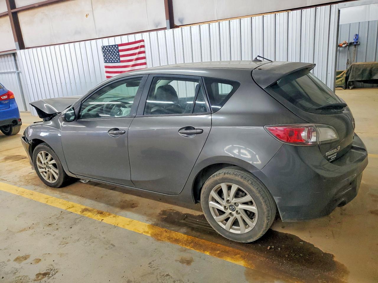 2013 MAZDA 3