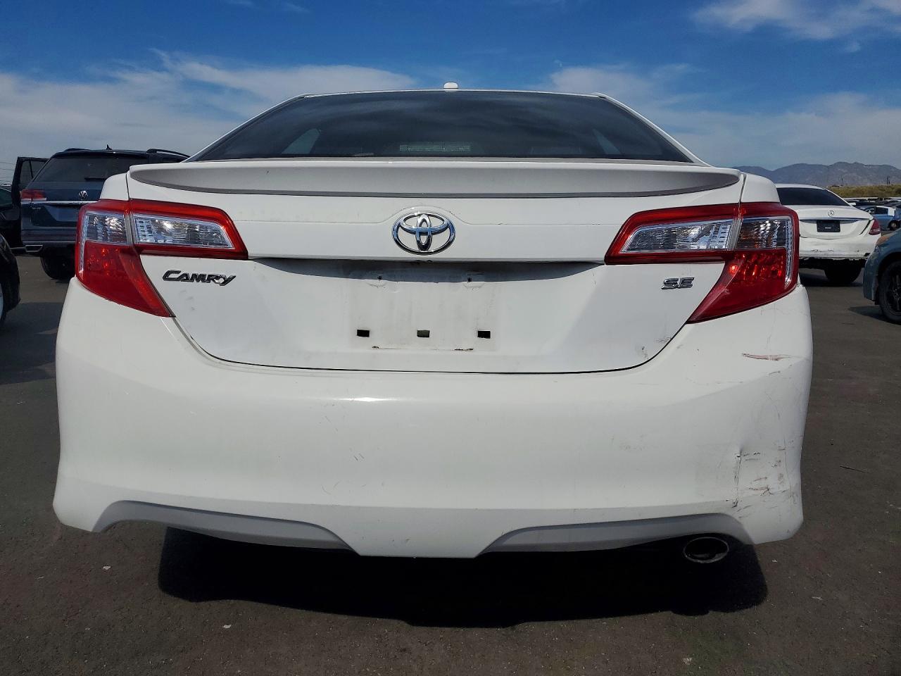 2012 TOYOTA CAMRY