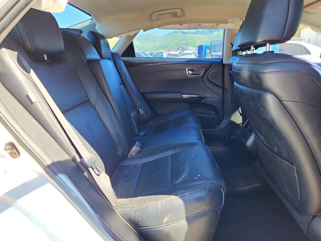 2014 TOYOTA Avalon