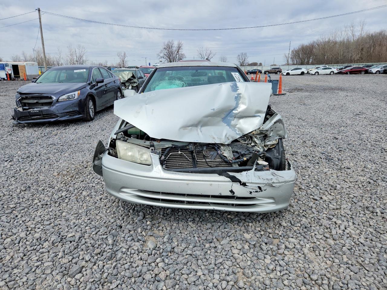 2000 TOYOTA CAMRY