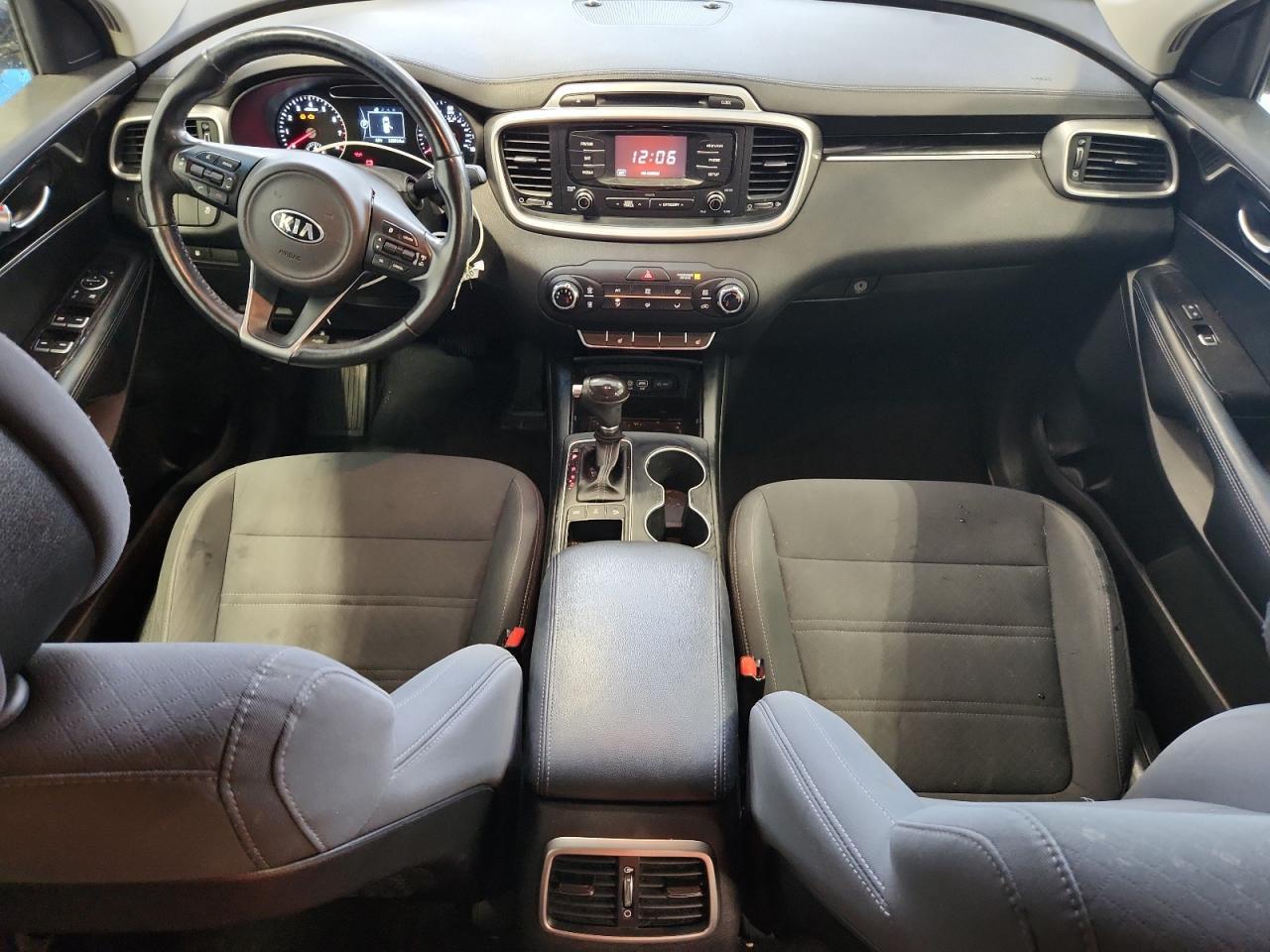 2016 KIA SORENTO