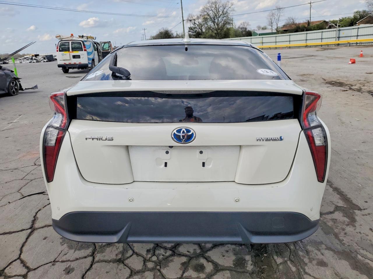 2017 TOYOTA PRIUS