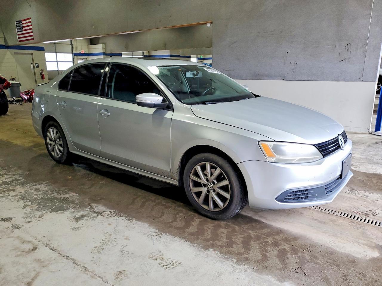 2012 VOLKSWAGEN JETTA