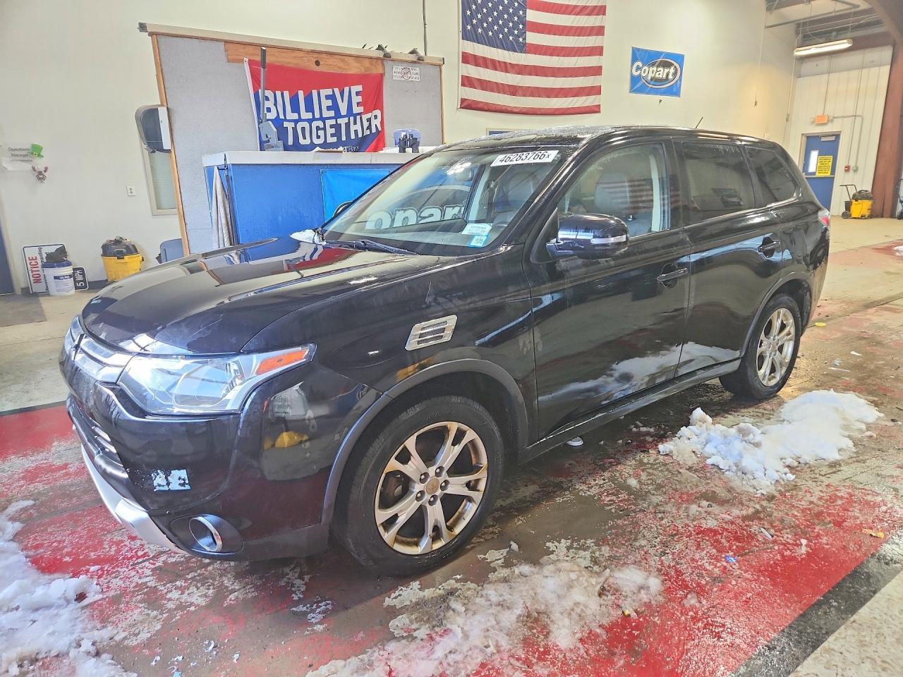2015 MITSUBISHI outlander