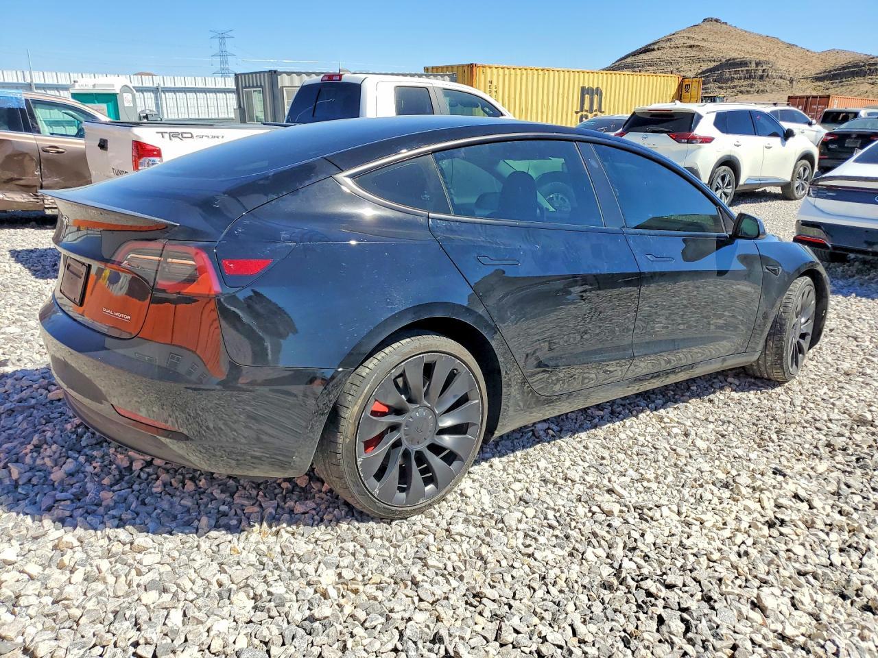 2023 TESLA MODEL 3