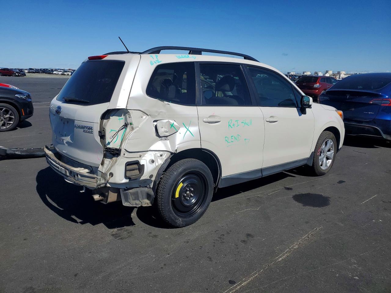 2015 SUBARU FORESTER