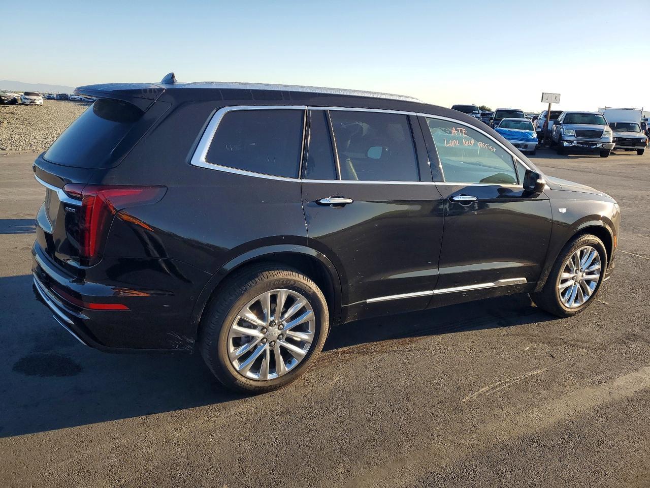 2020 CADILLAC XT6