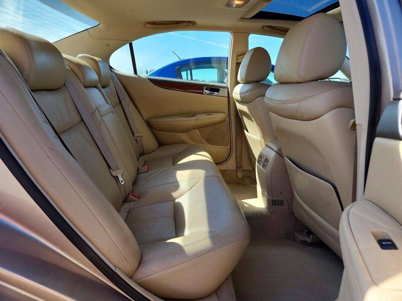 2005 LEXUS ES 330