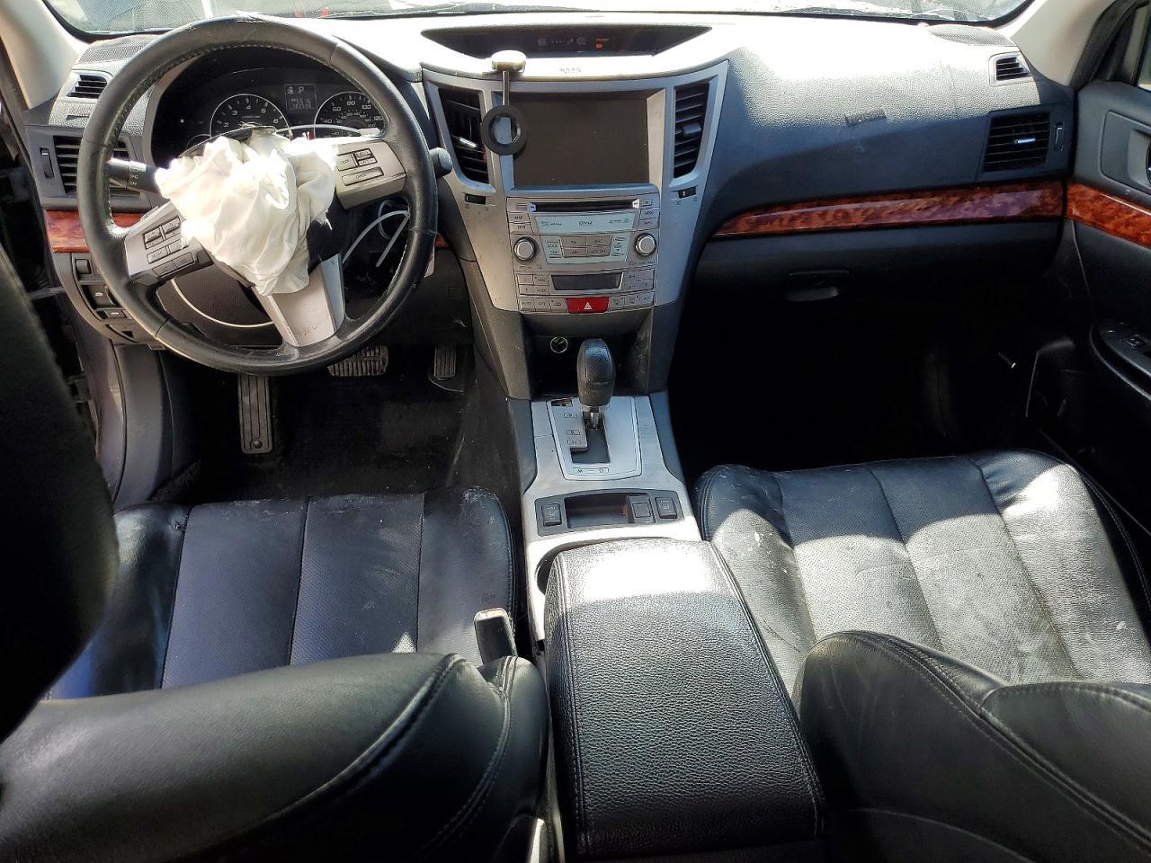 2011 SUBARU Legacy