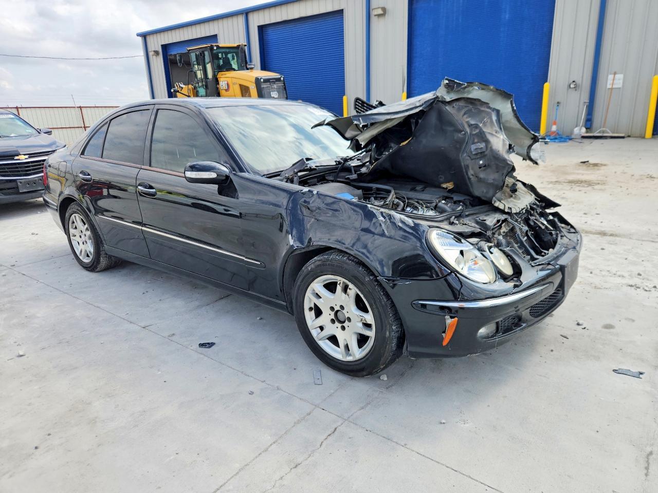 2005 MERCEDES-BENZ E-Class