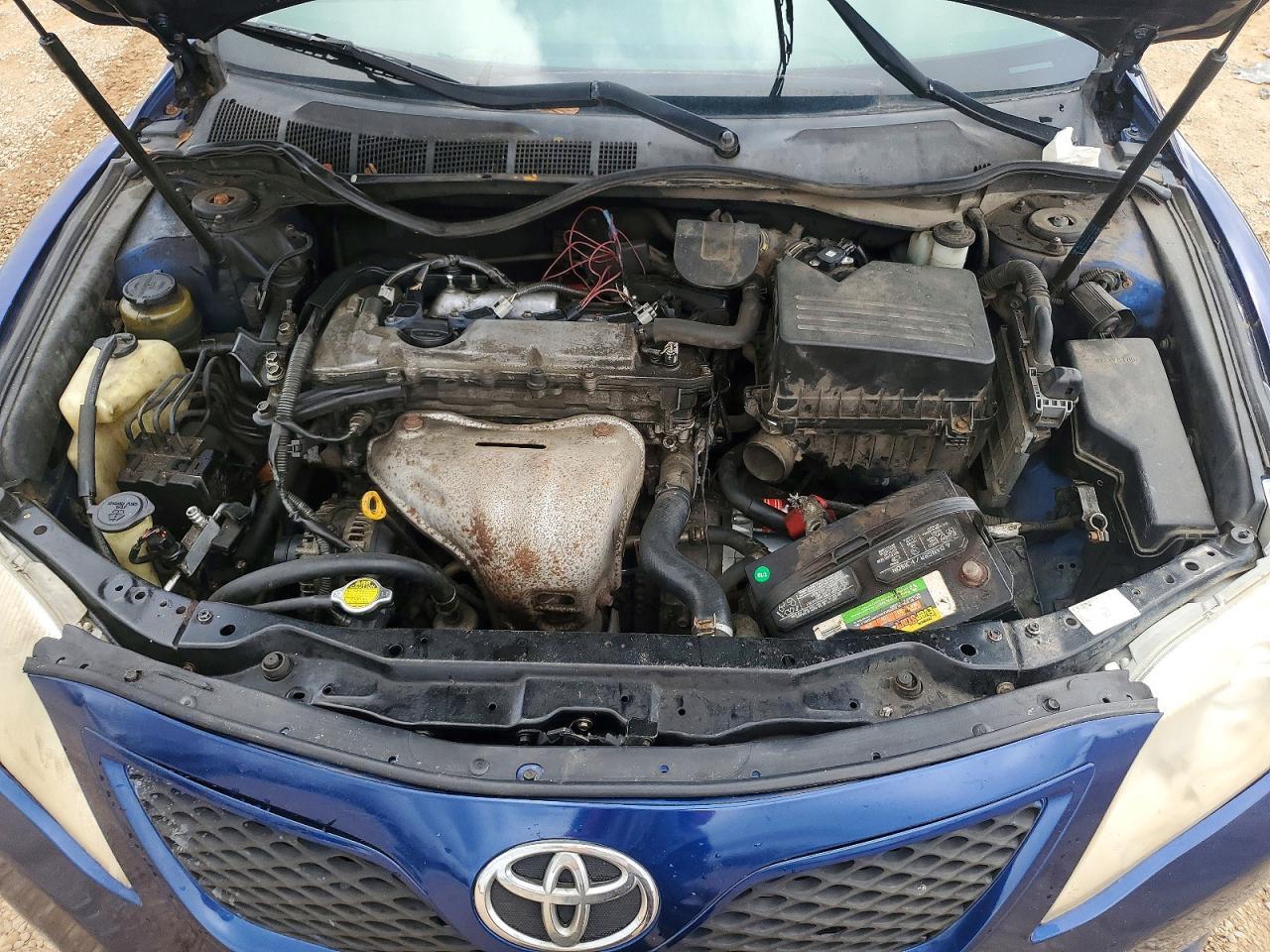 2011 TOYOTA CAMRY