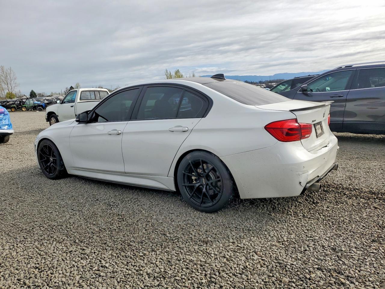 2016 BMW 3 SERIES