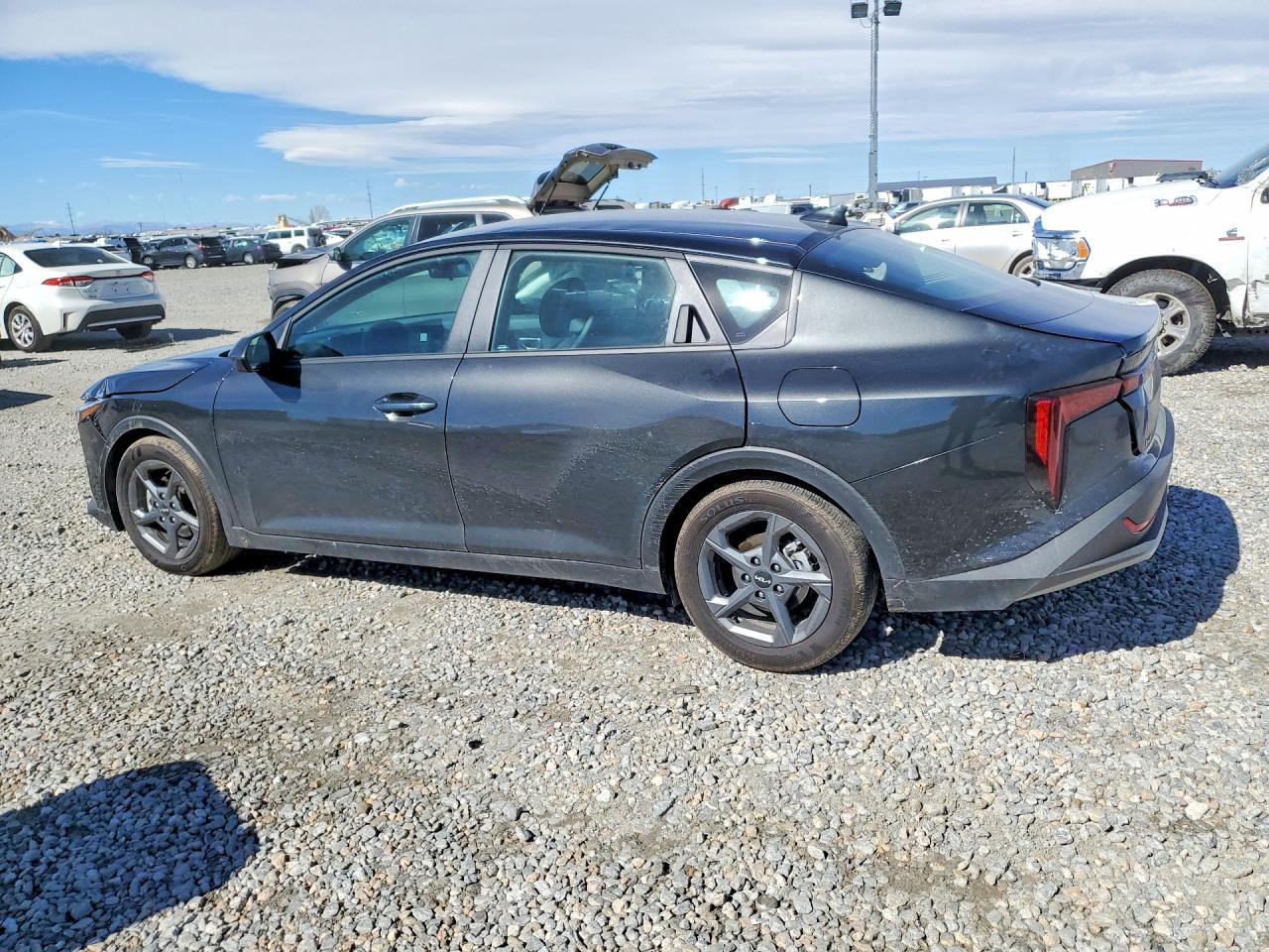 2025 KIA K4