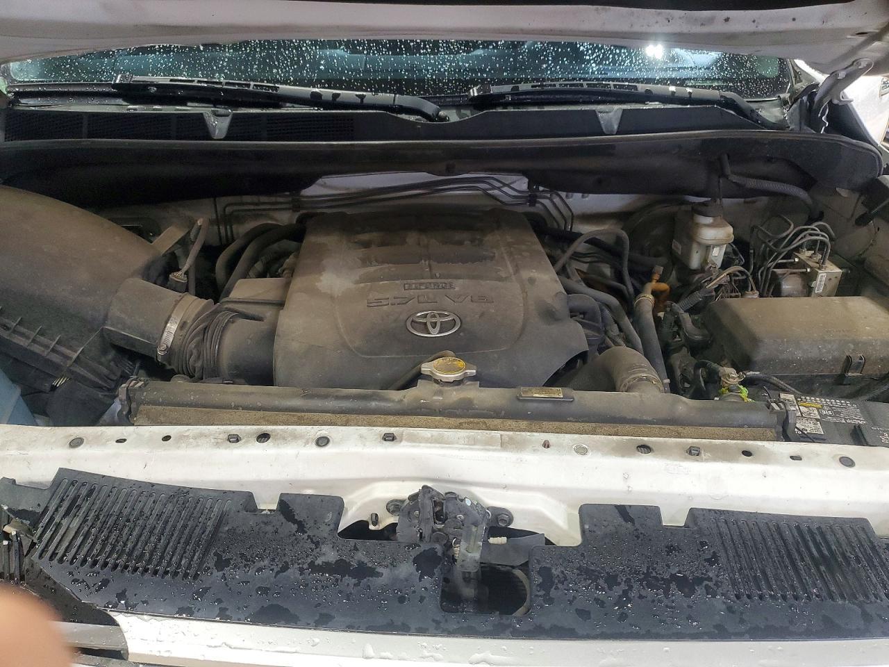 2017 TOYOTA TUNDRA