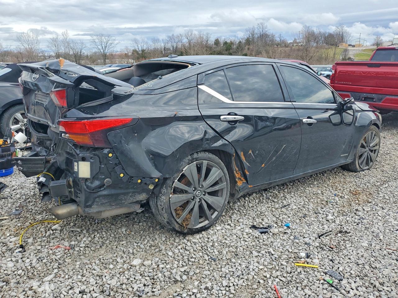 2019 NISSAN ALTIMA