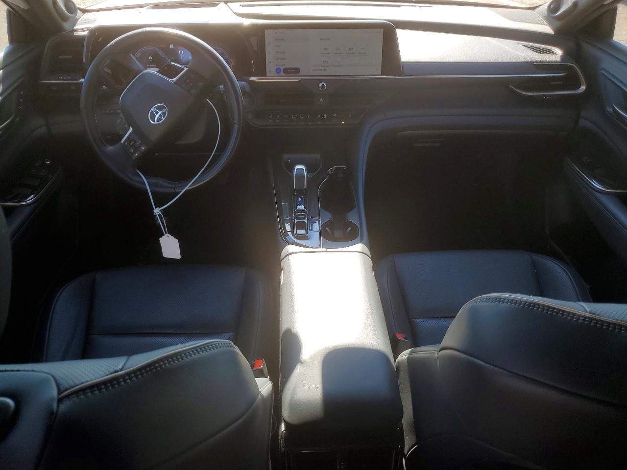 2025 TOYOTA Crown