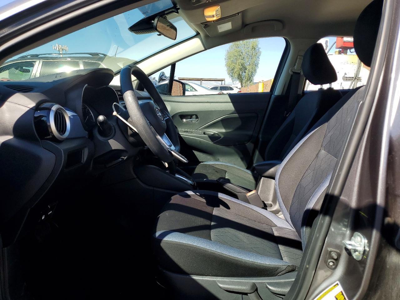 2025 NISSAN VERSA