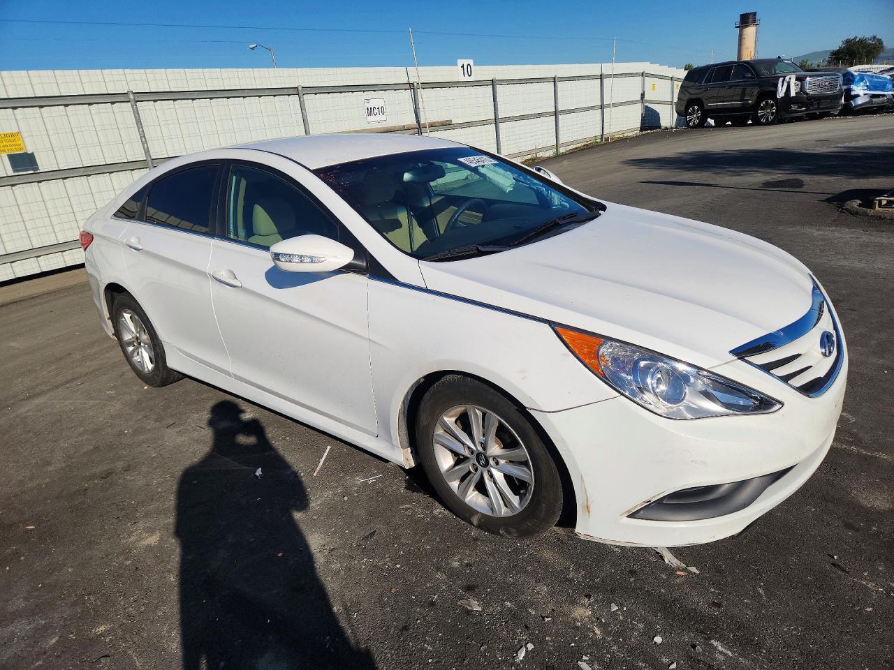 2014 HYUNDAI SONATA