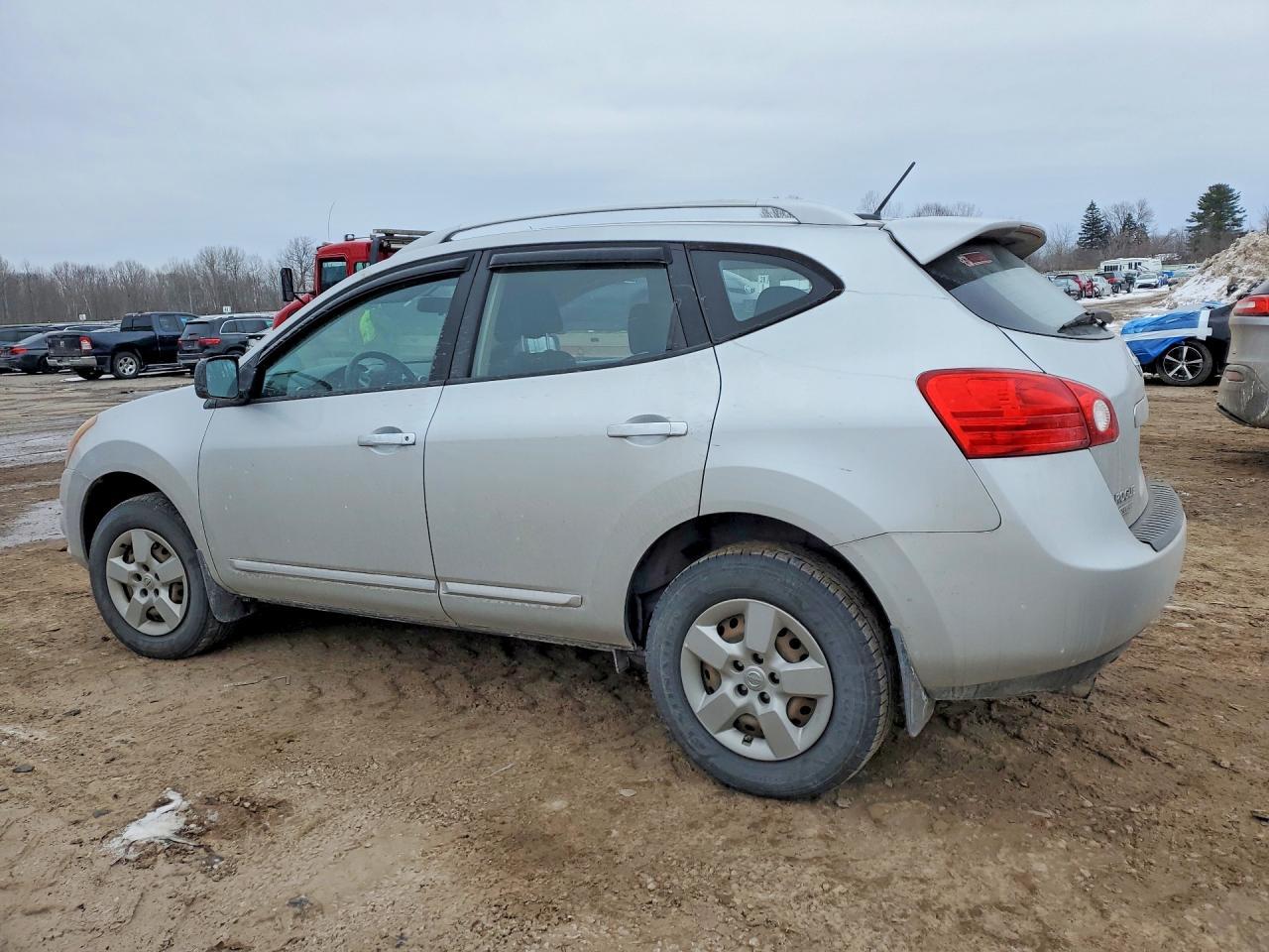 2015 NISSAN ROGUE