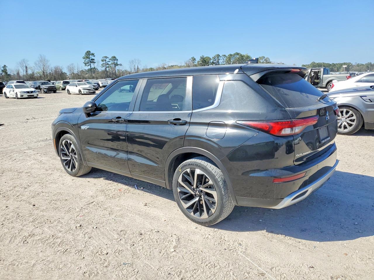 2024 MITSUBISHI outlander