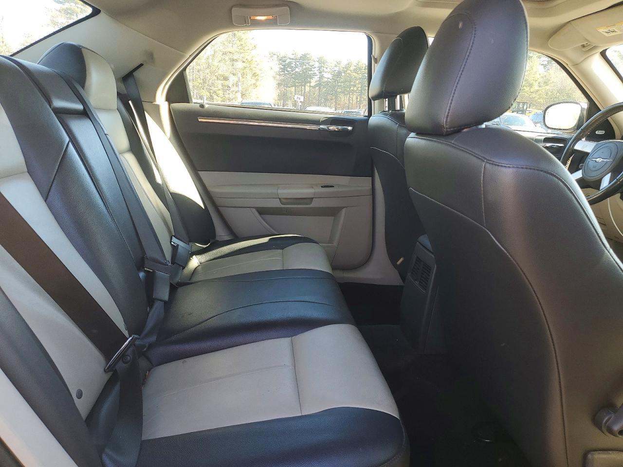 2006 CHRYSLER 300
