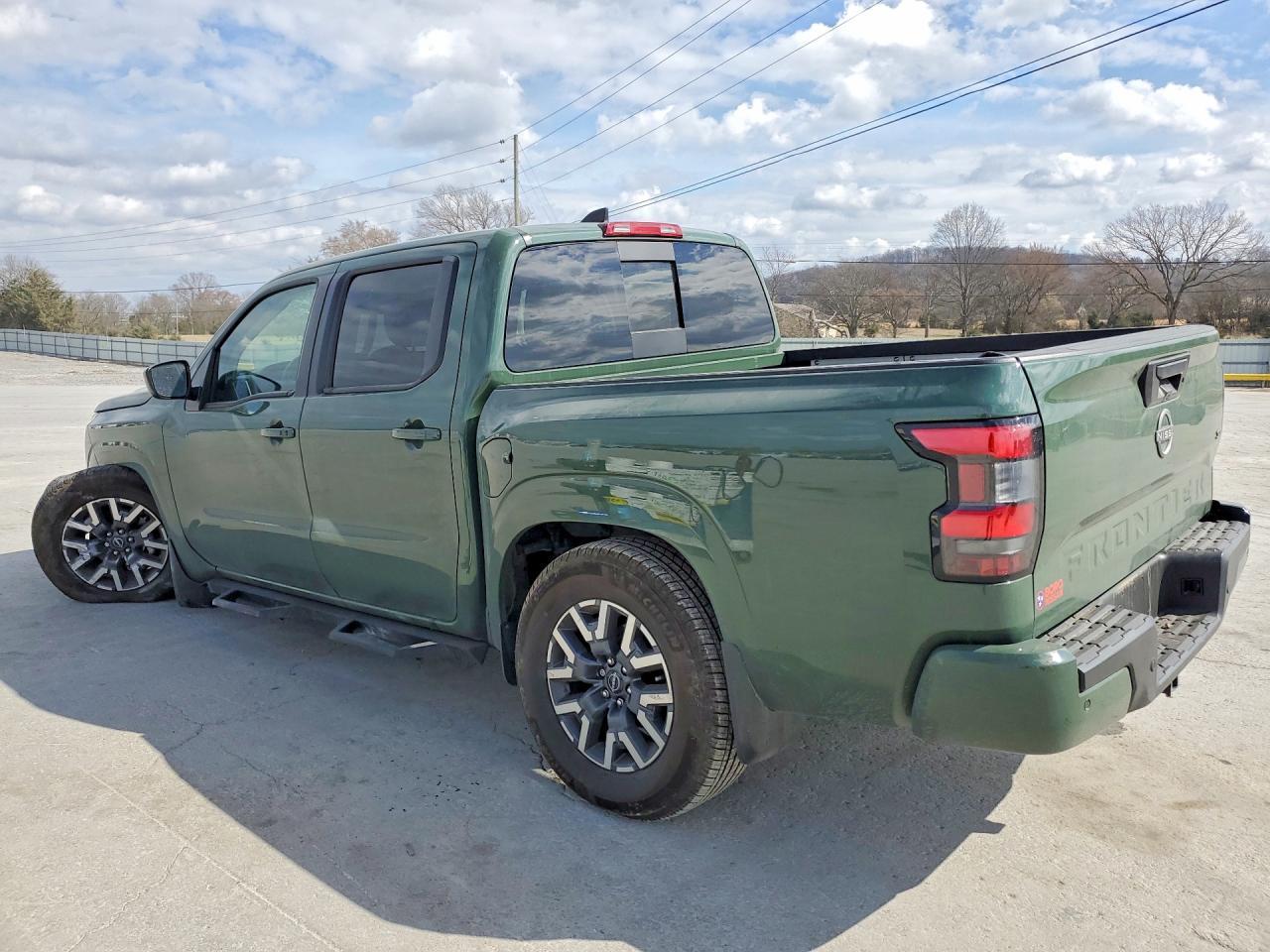 2024 NISSAN Frontier