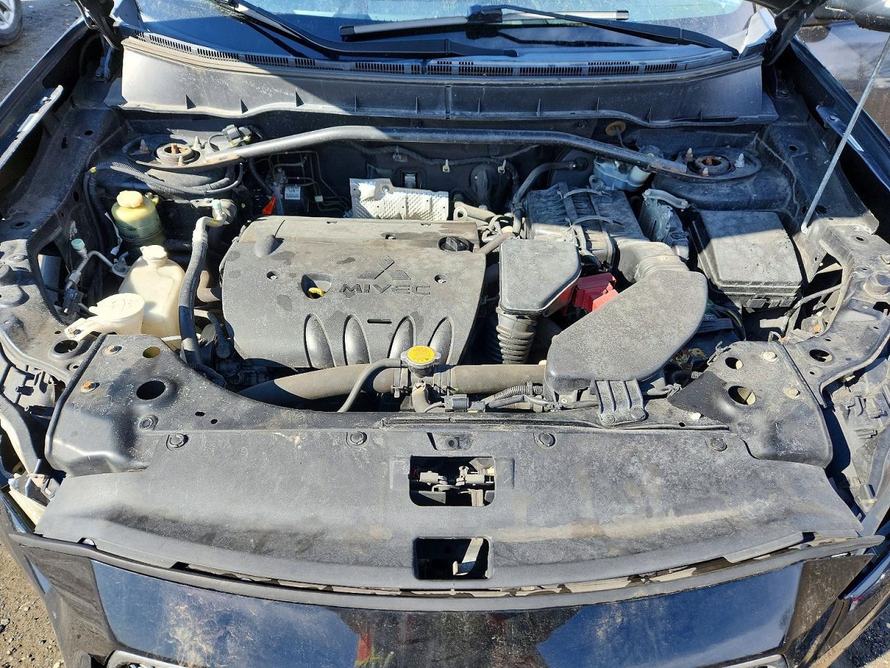 2010 MITSUBISHI outlander