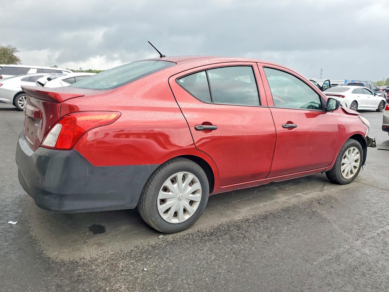 2017 NISSAN VERSA