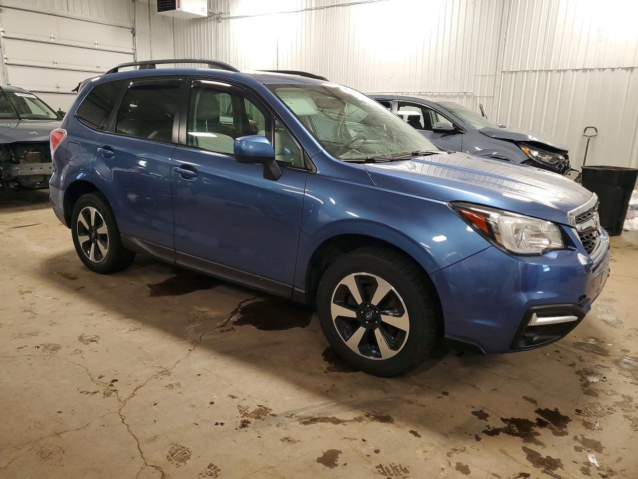 2018 SUBARU FORESTER