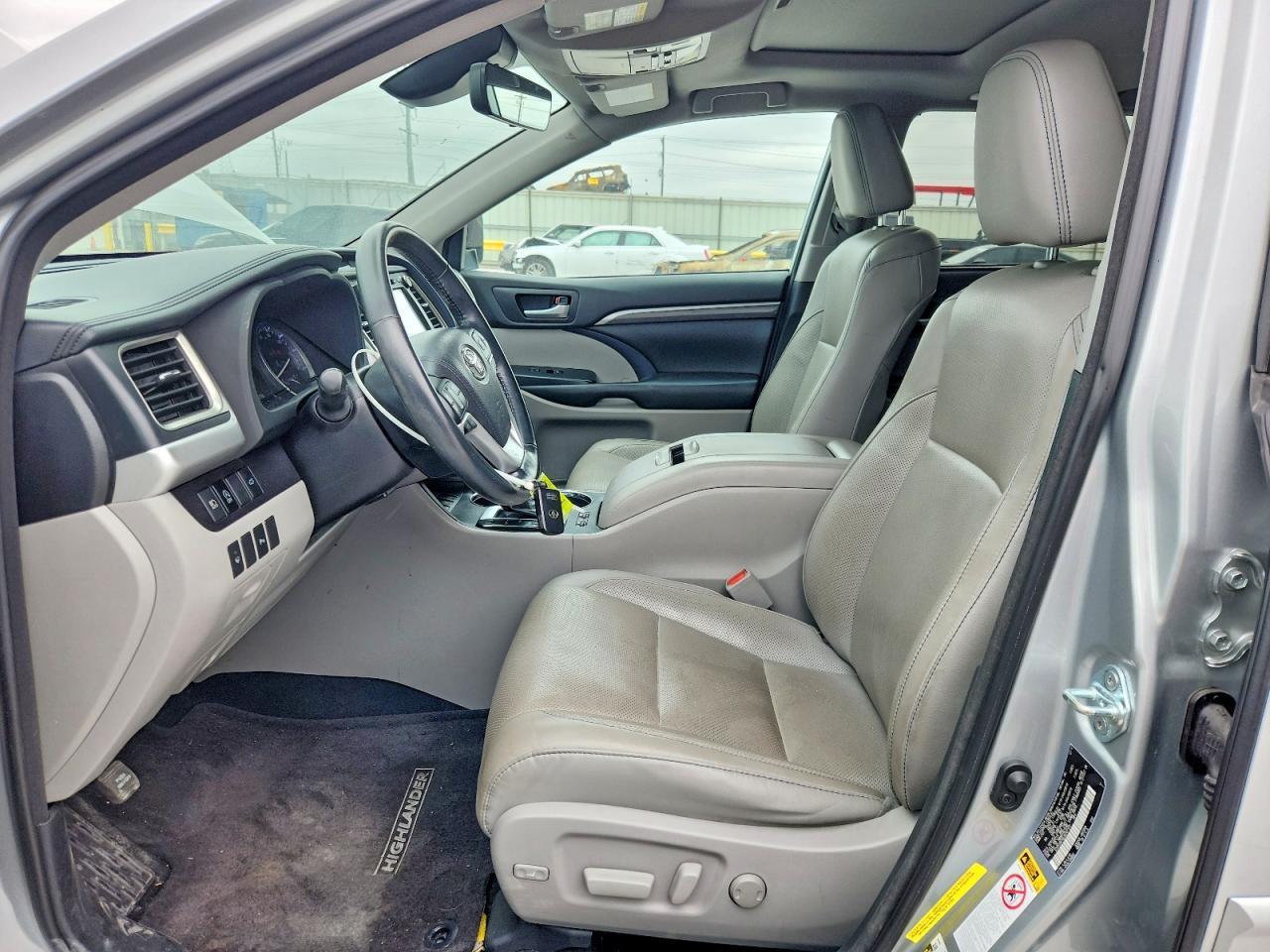 2018 TOYOTA HIGHLANDER