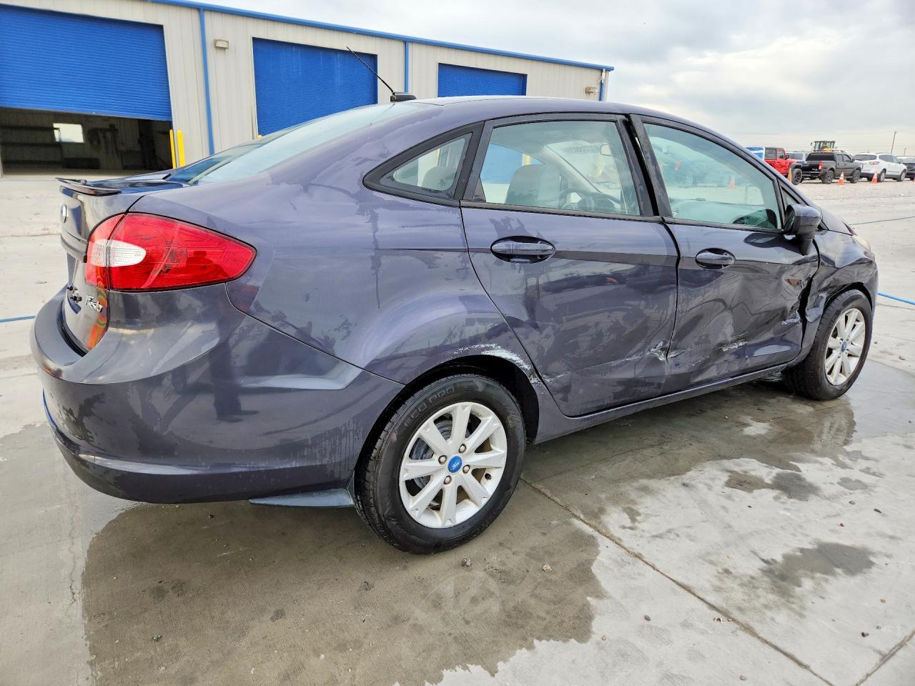 2012 FORD Fiesta
