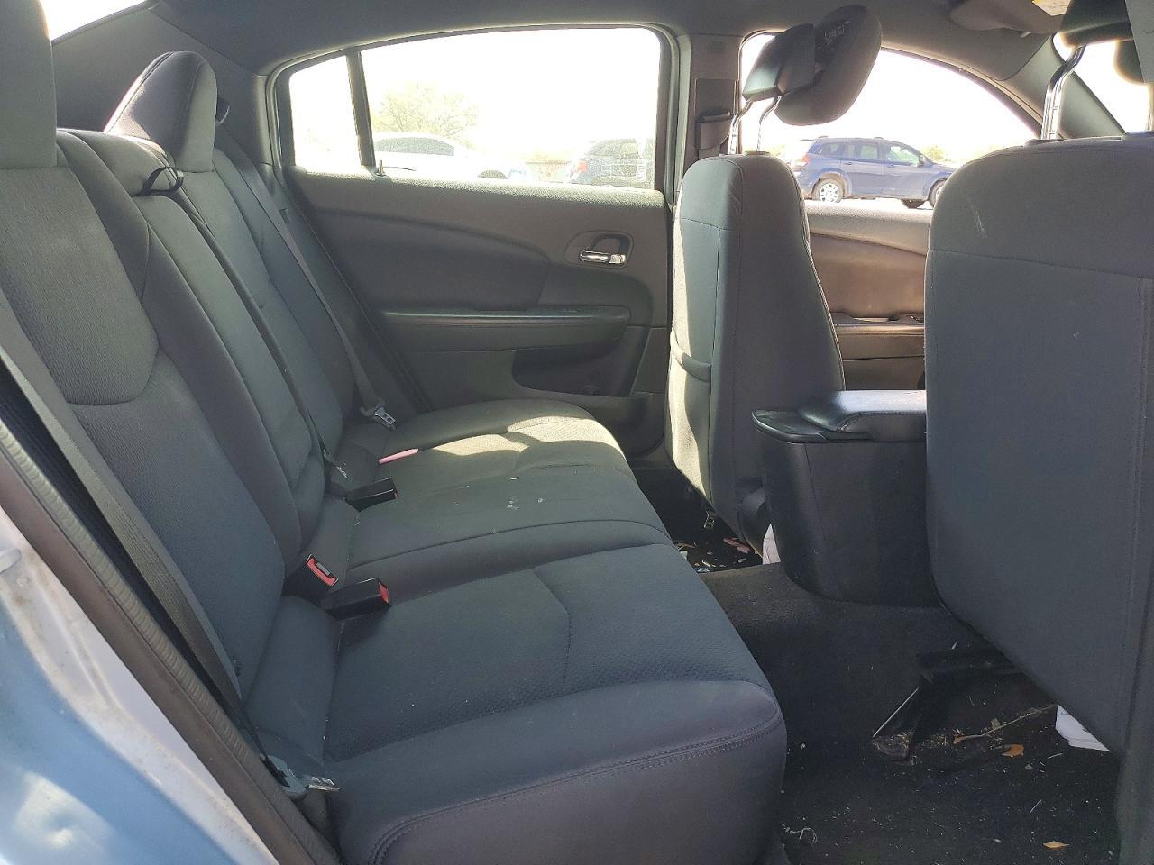 2013 CHRYSLER 200