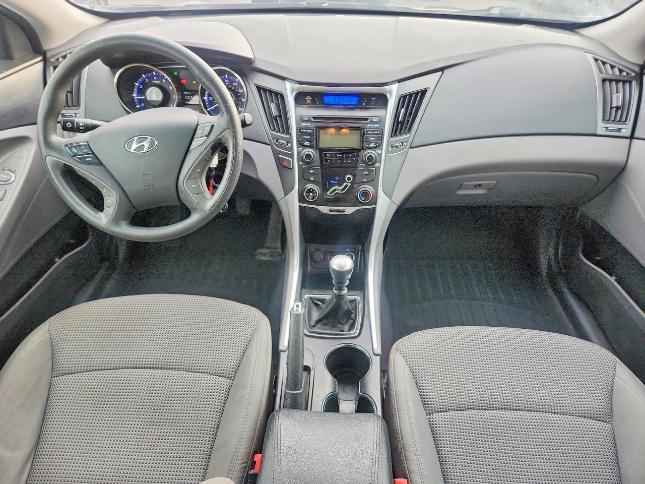2012 HYUNDAI SONATA
