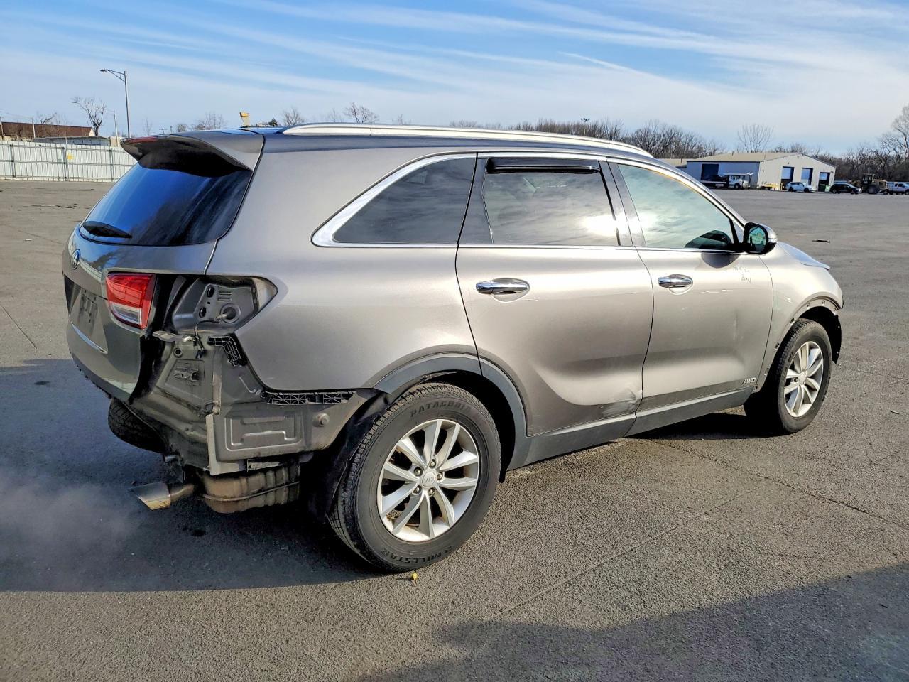 2016 KIA SORENTO