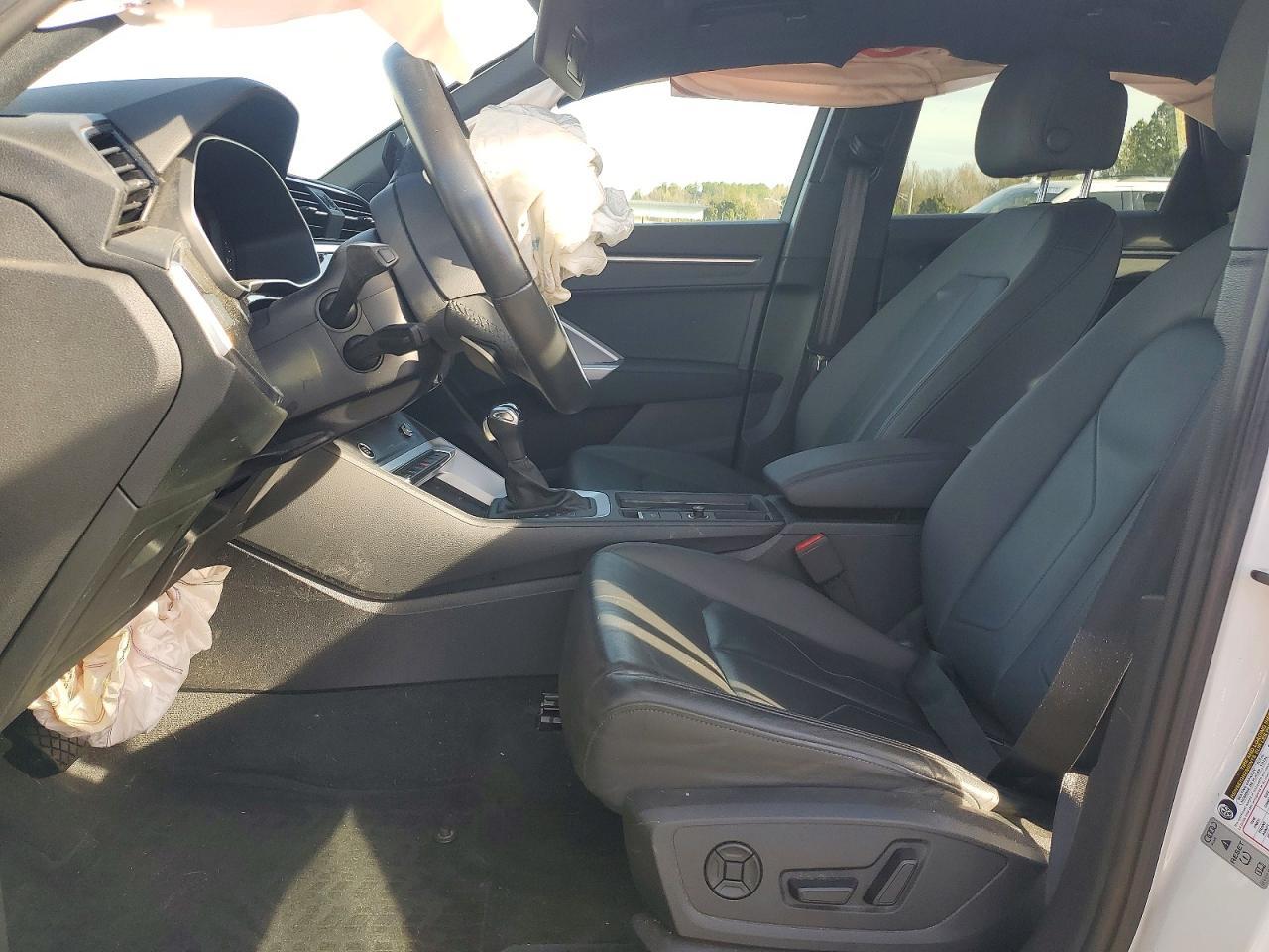 2024 AUDI Q3
