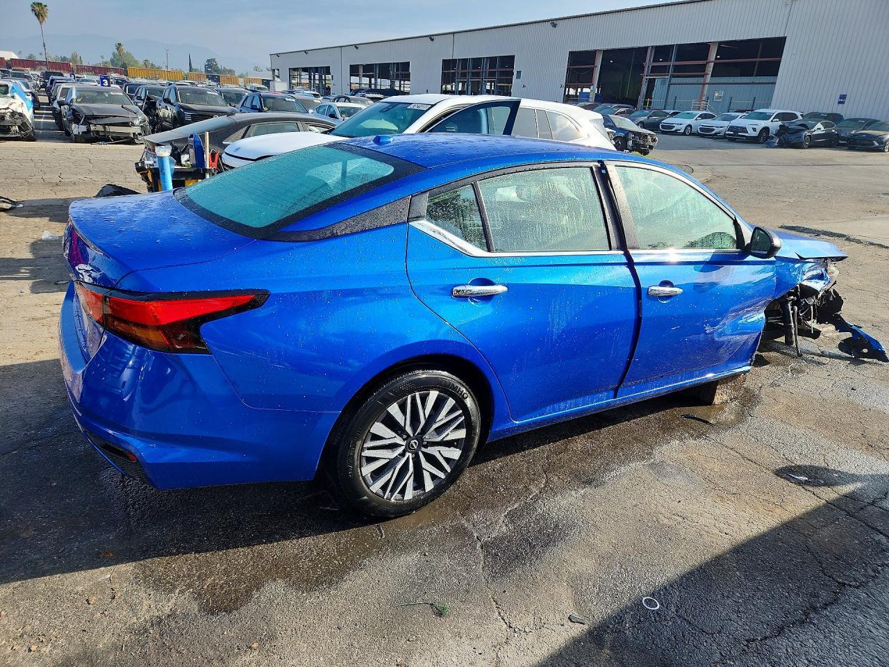 2025 NISSAN ALTIMA