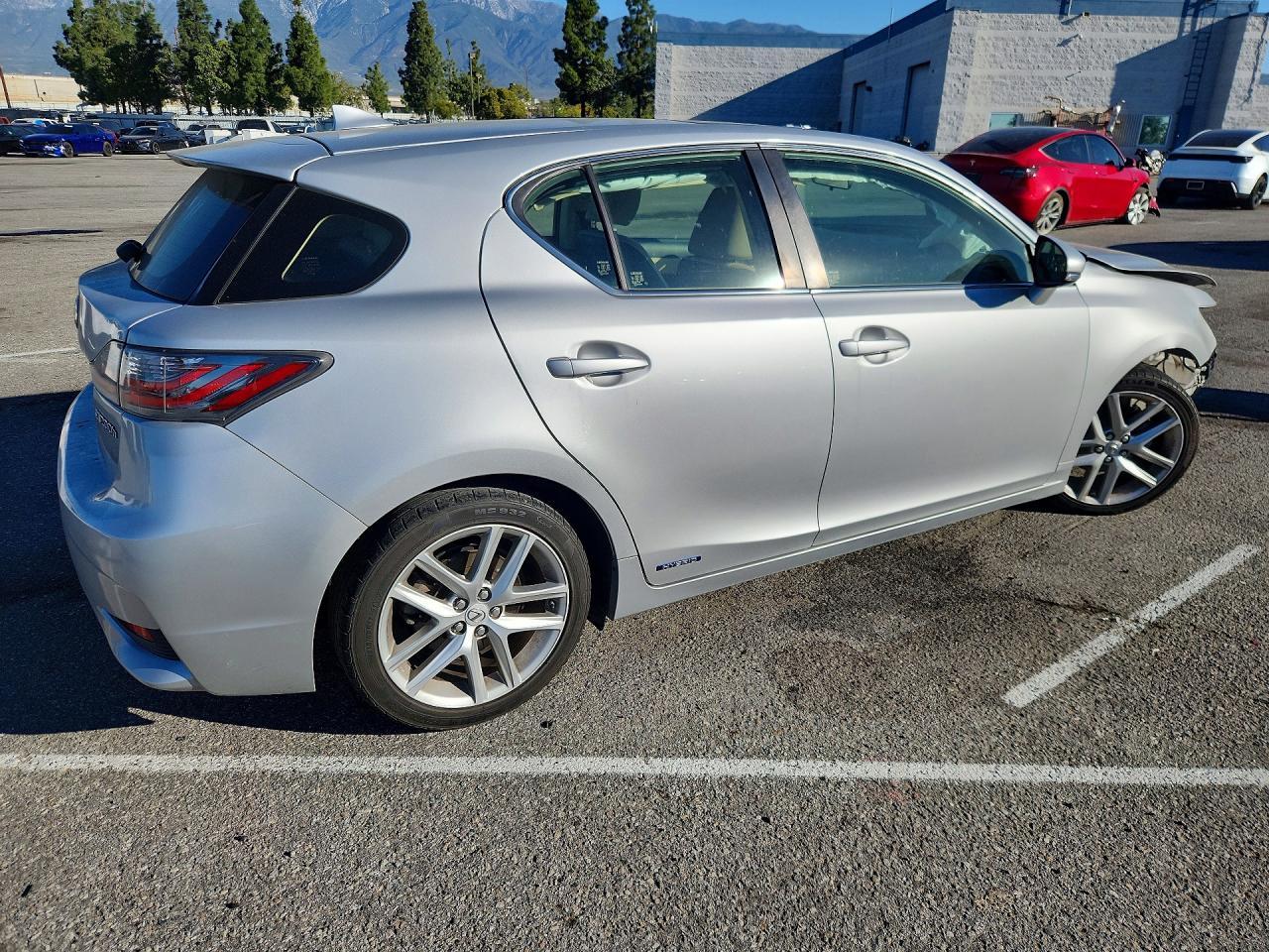 2014 LEXUS CT 200H