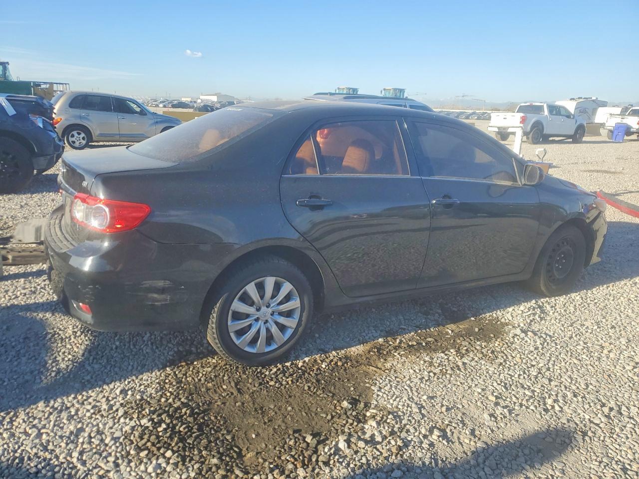 2013 TOYOTA COROLLA