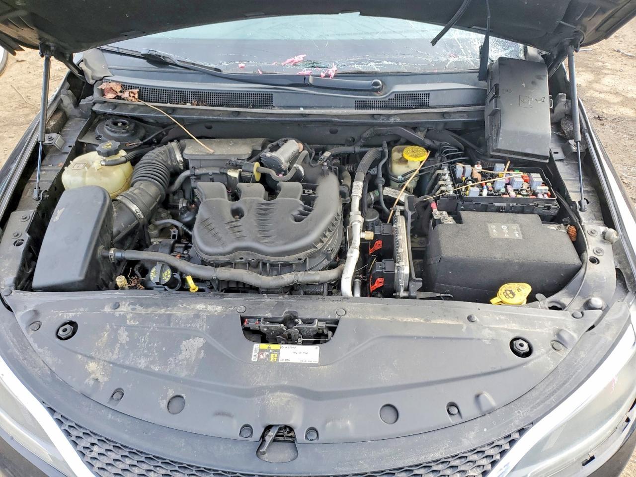 2015 CHRYSLER 200