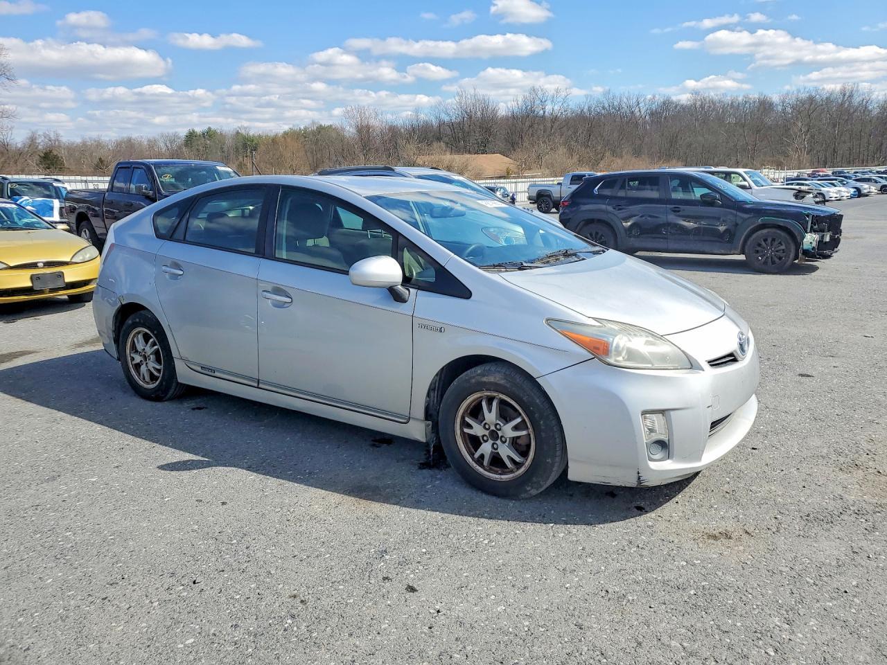 2010 TOYOTA PRIUS