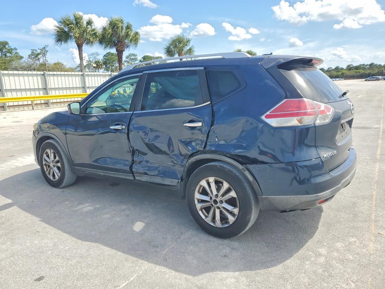 2016 NISSAN ROGUE