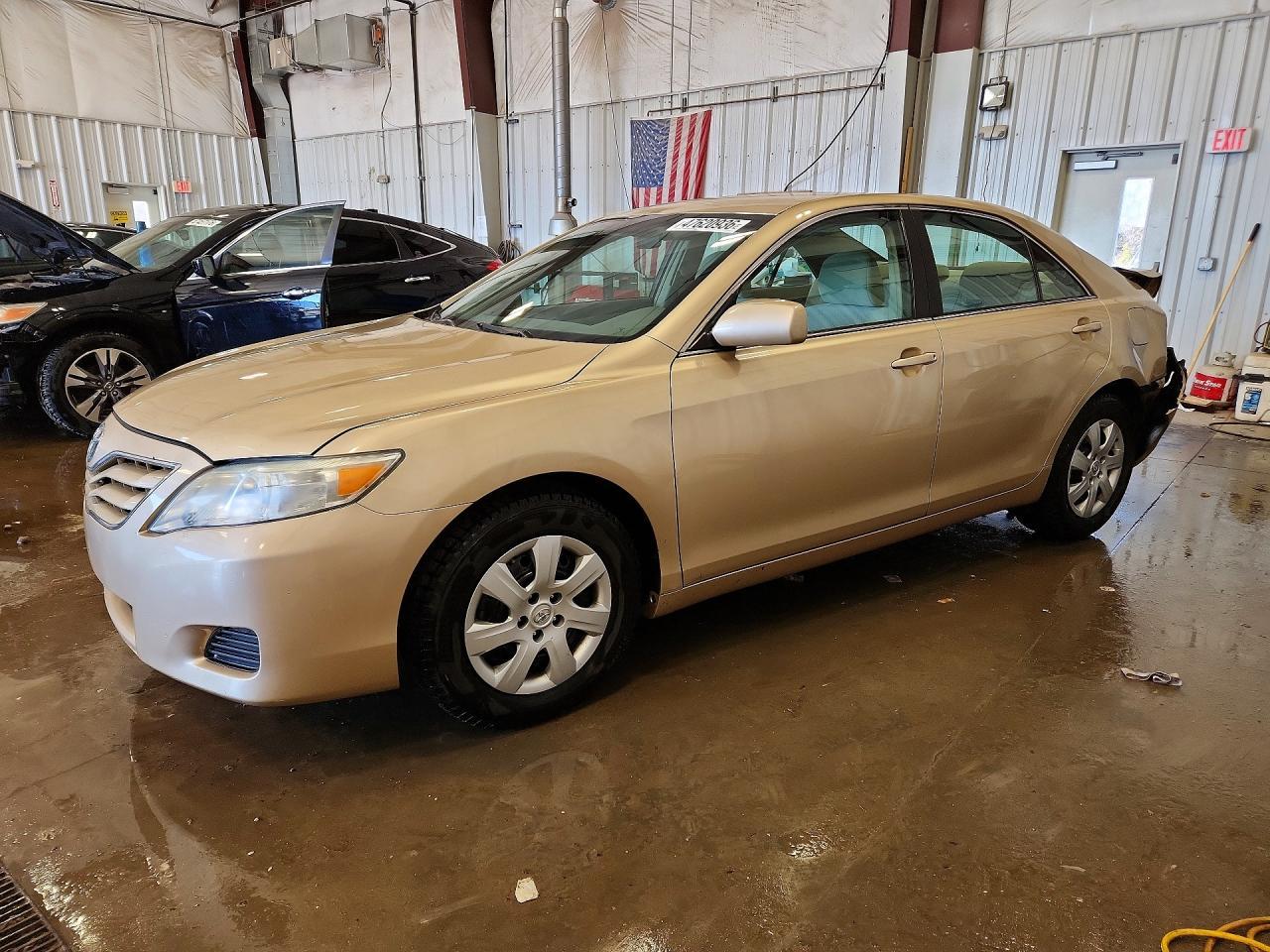 2010 TOYOTA CAMRY