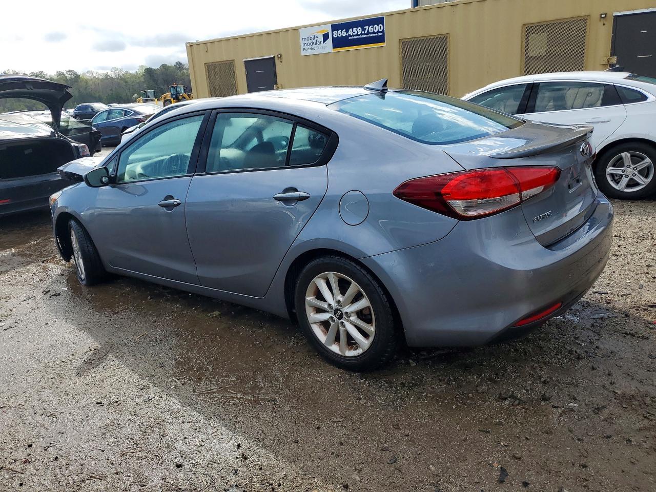 2017 KIA FORTE