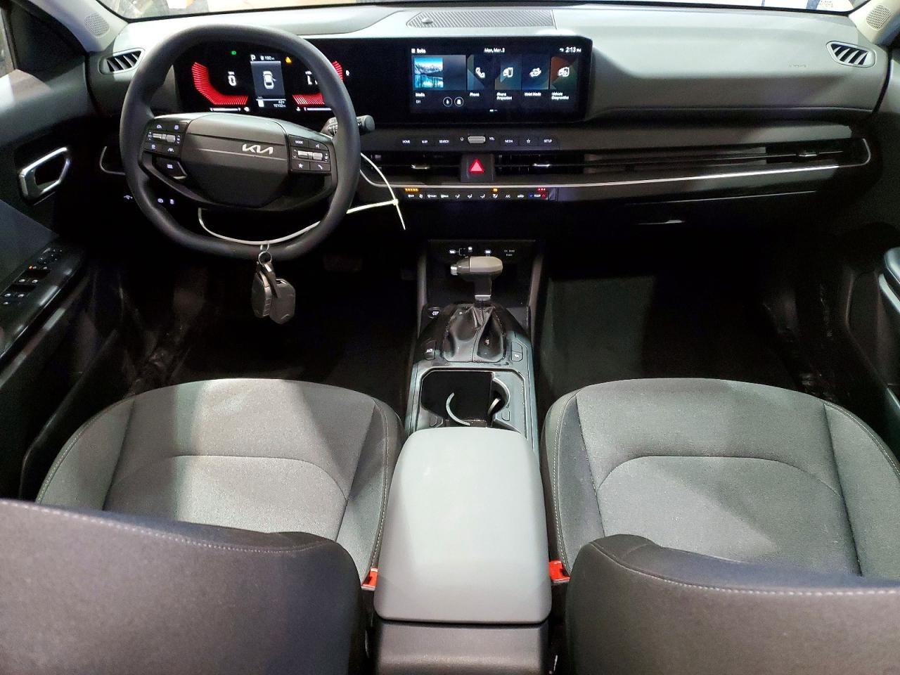 2025 KIA K4