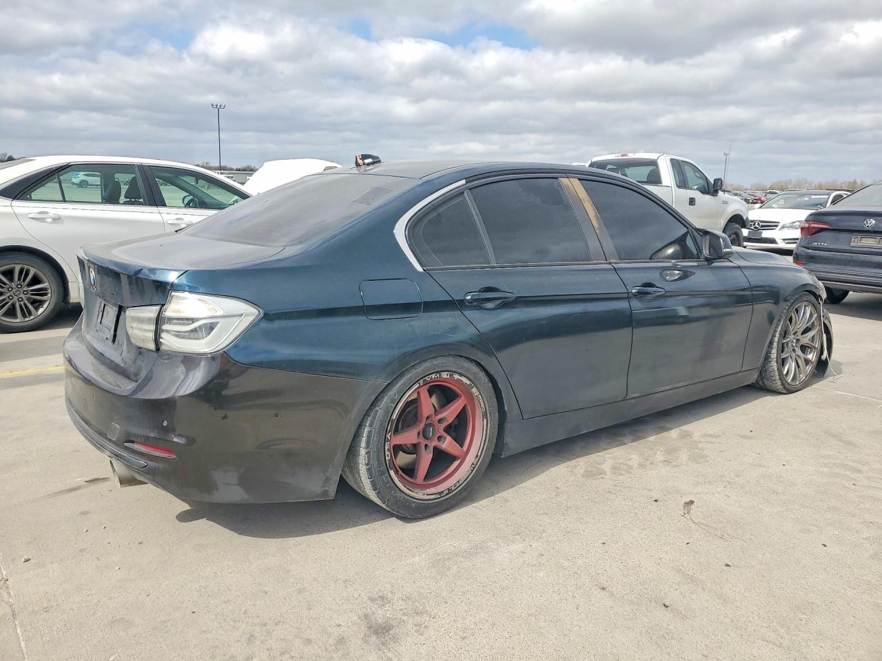 2018 BMW 3 SERIES